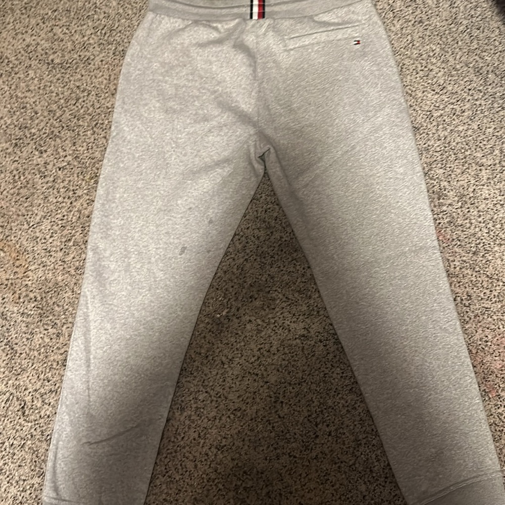 NEW - Picture 2 of 3